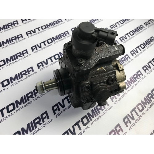 Паливний насос високого тиску Hyundai i30 1.6 CRDI 2007-2012 331002A420